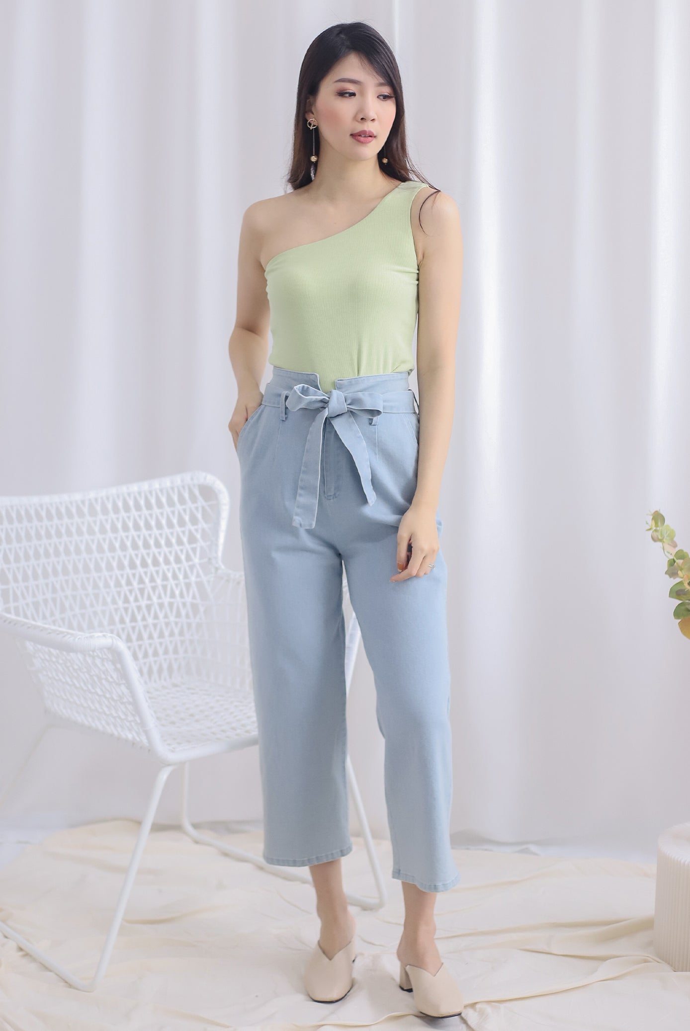 Eathelyn Ribbed Toga Top In Apple Green