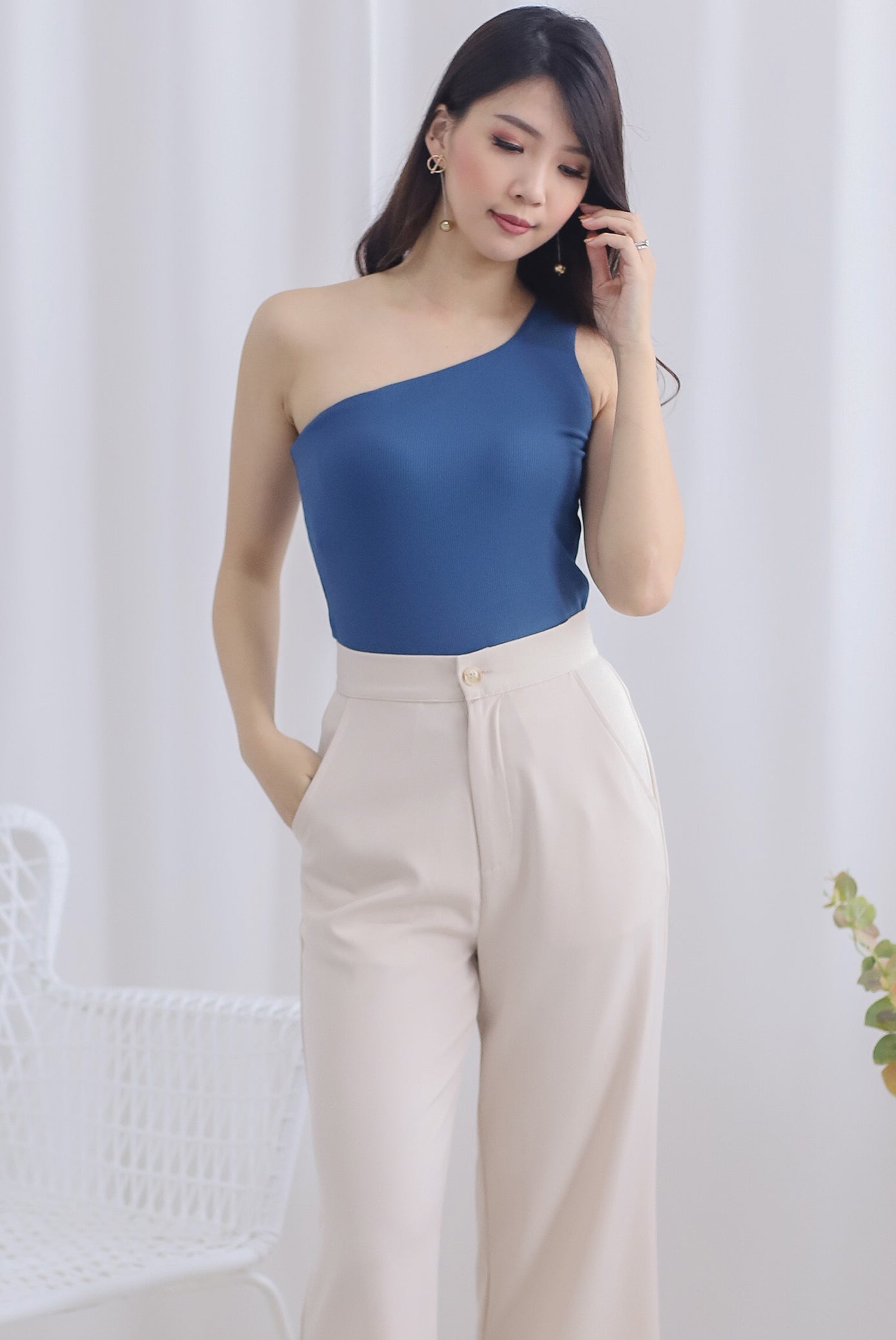 Eathelyn Ribbed Toga Top In Steel Blue