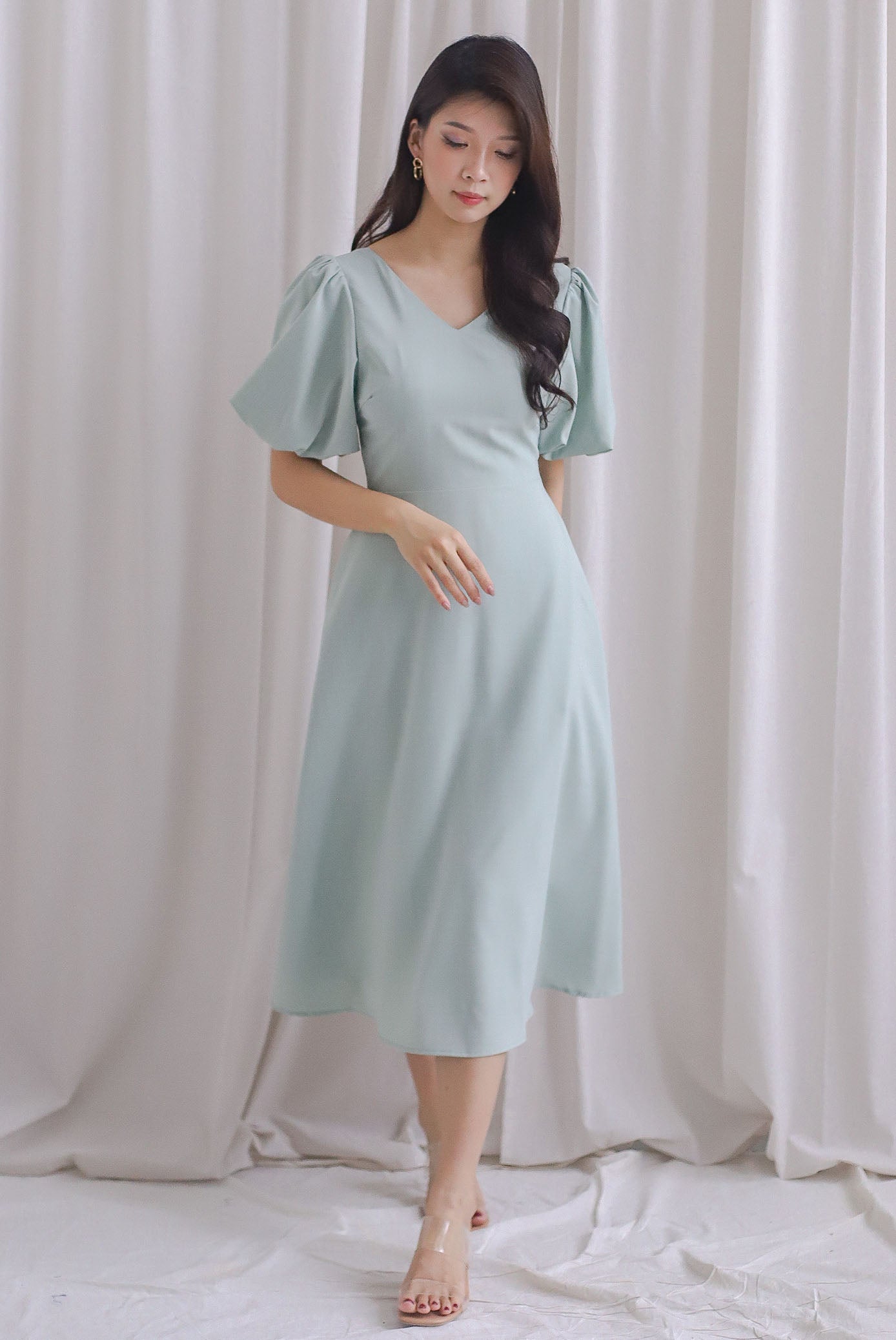 Evanne Twist Bow Back Midi Dress In Seafoam  The Design Closets