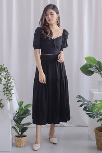 Ferre Textured Tiered Maxi Skirt In Black