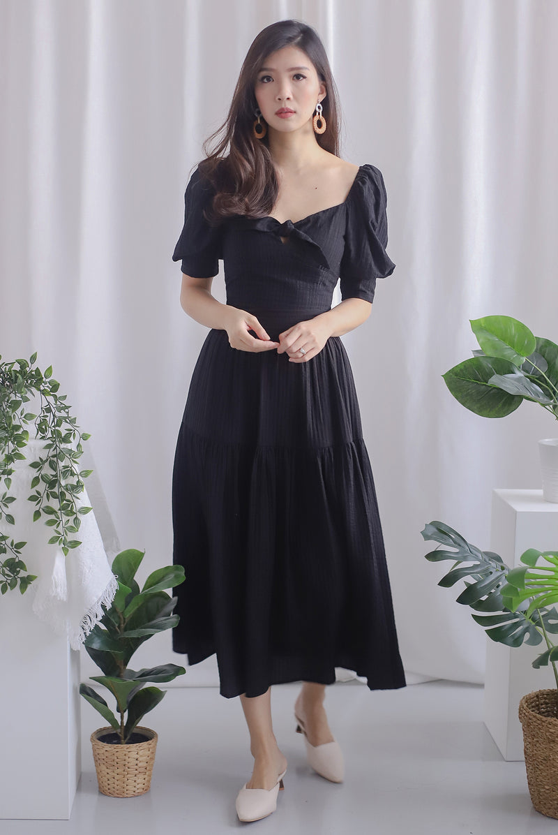 Ferre Textured Tiered Maxi Skirt In Black