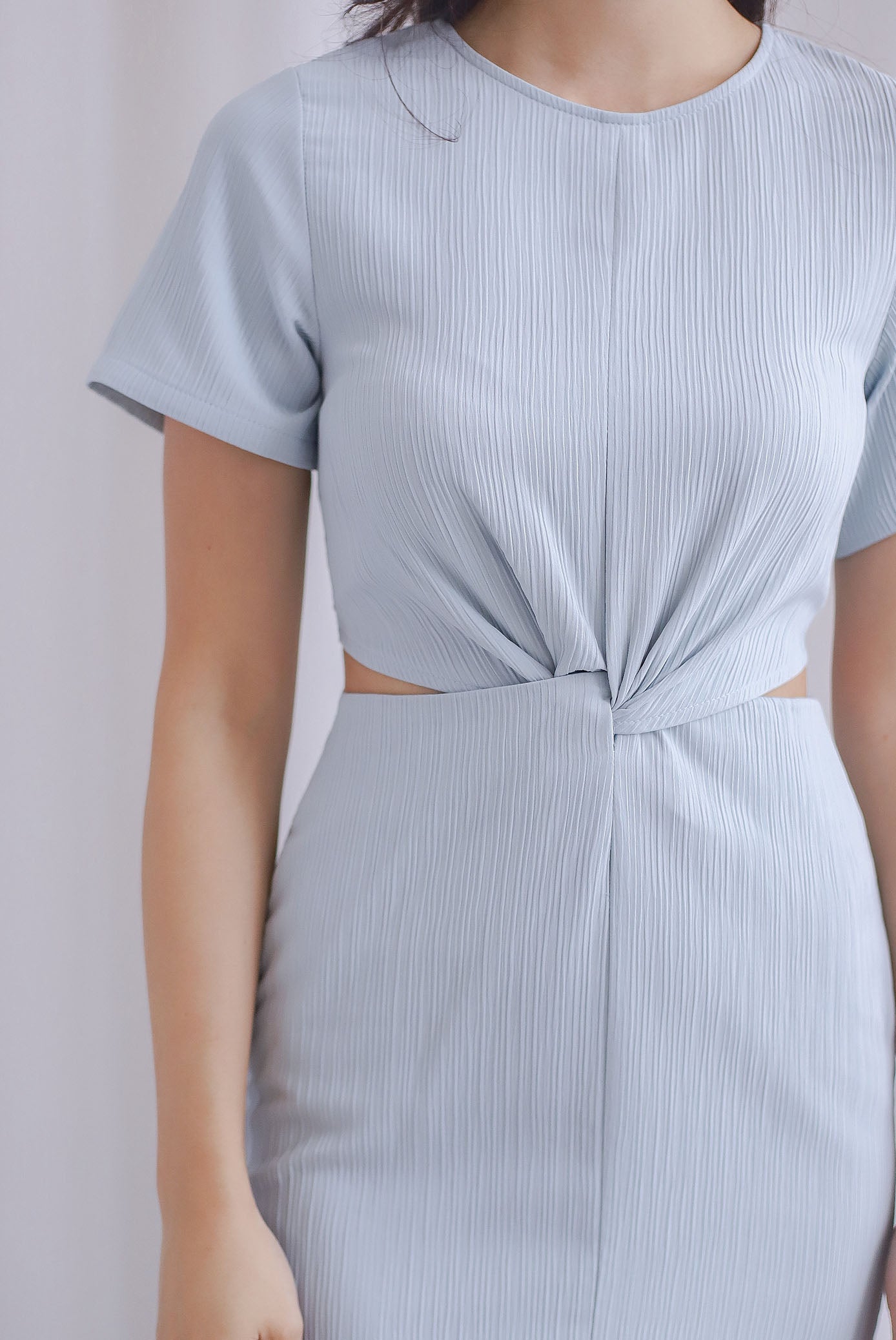 Francine Textured Twist Knot Cut Out Dress In Skyblue – The Design Closets
