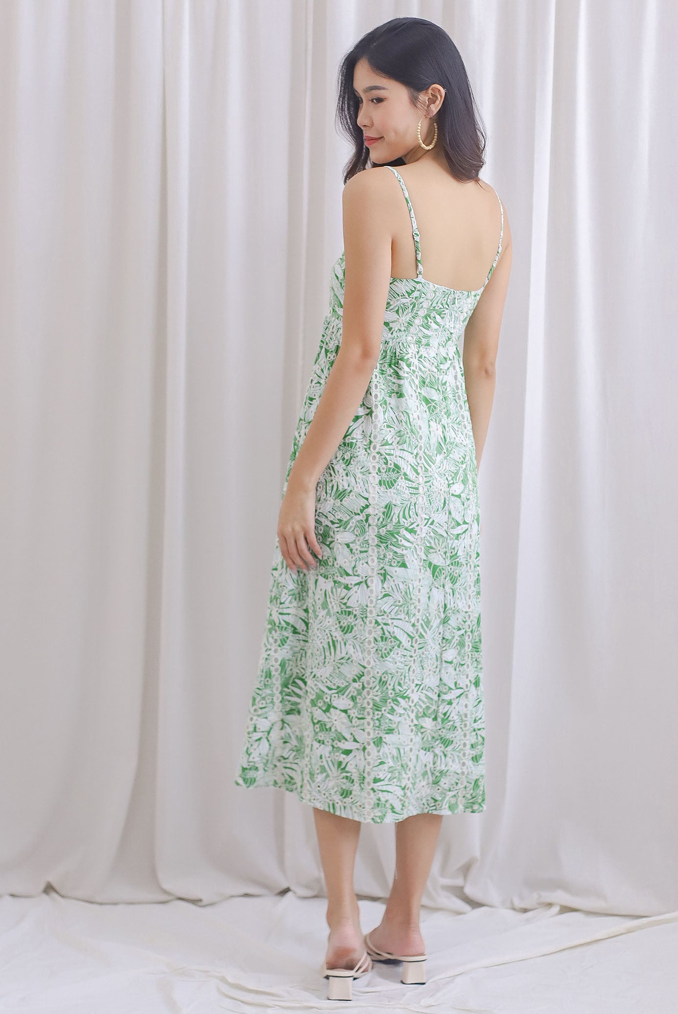 Giselle Leafy Embro Spahgetti Maxi Dress In Green
