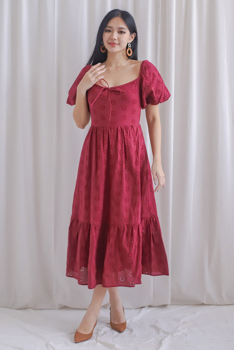 Guinevere Eyelet Tie Front Midi Dress In Wine Red