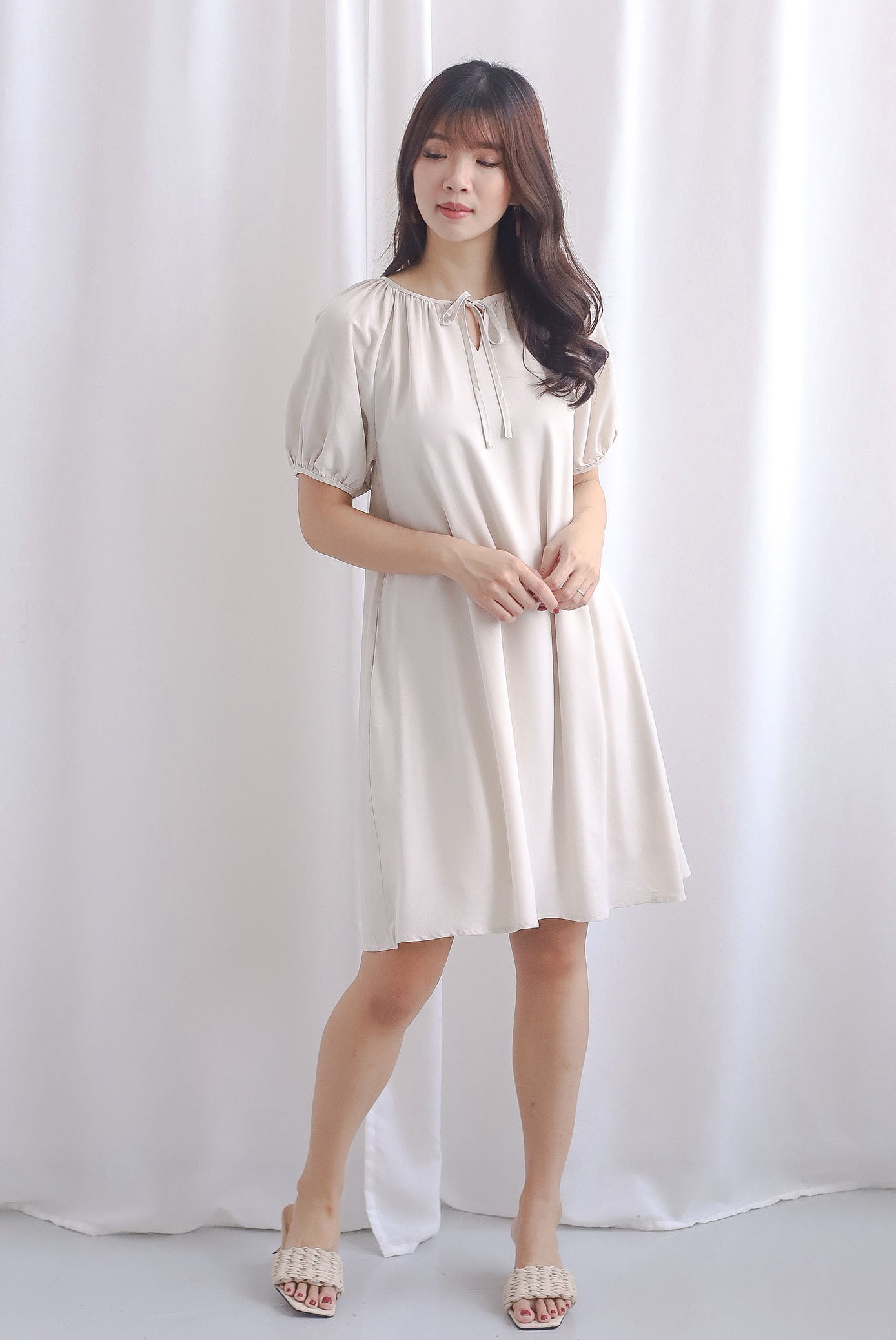 Haniela Tie Front Puff Sleeve Dress In Ecru