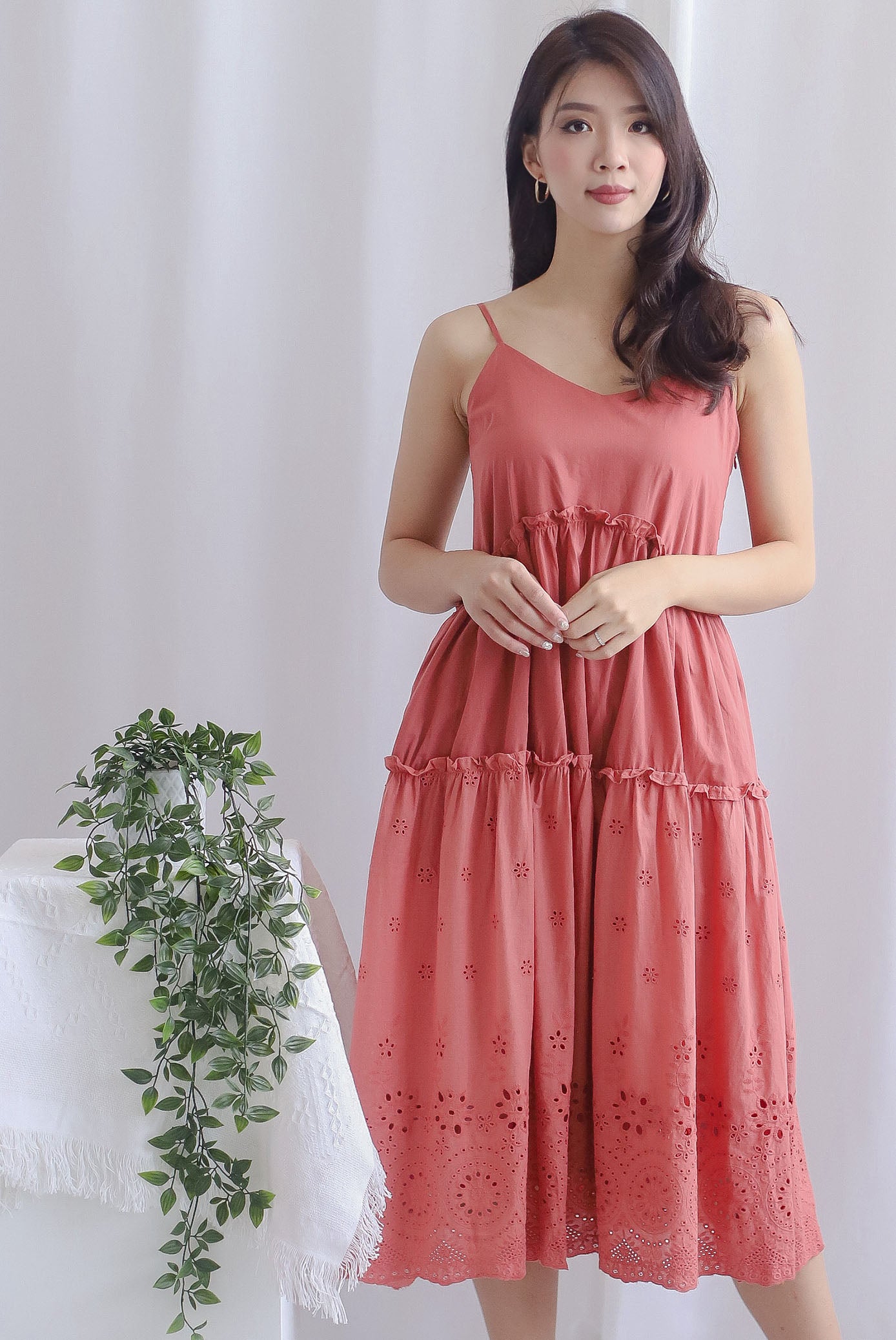 Harmonie Embro Sprag Tiered Dress In Rosewood