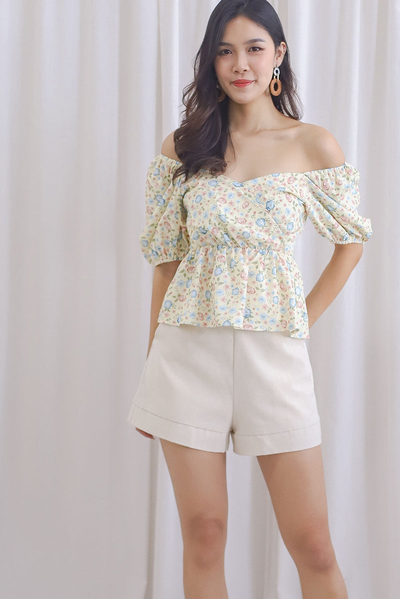 Isabel Floral Puffy Sleeves Peplum Top In Yellow