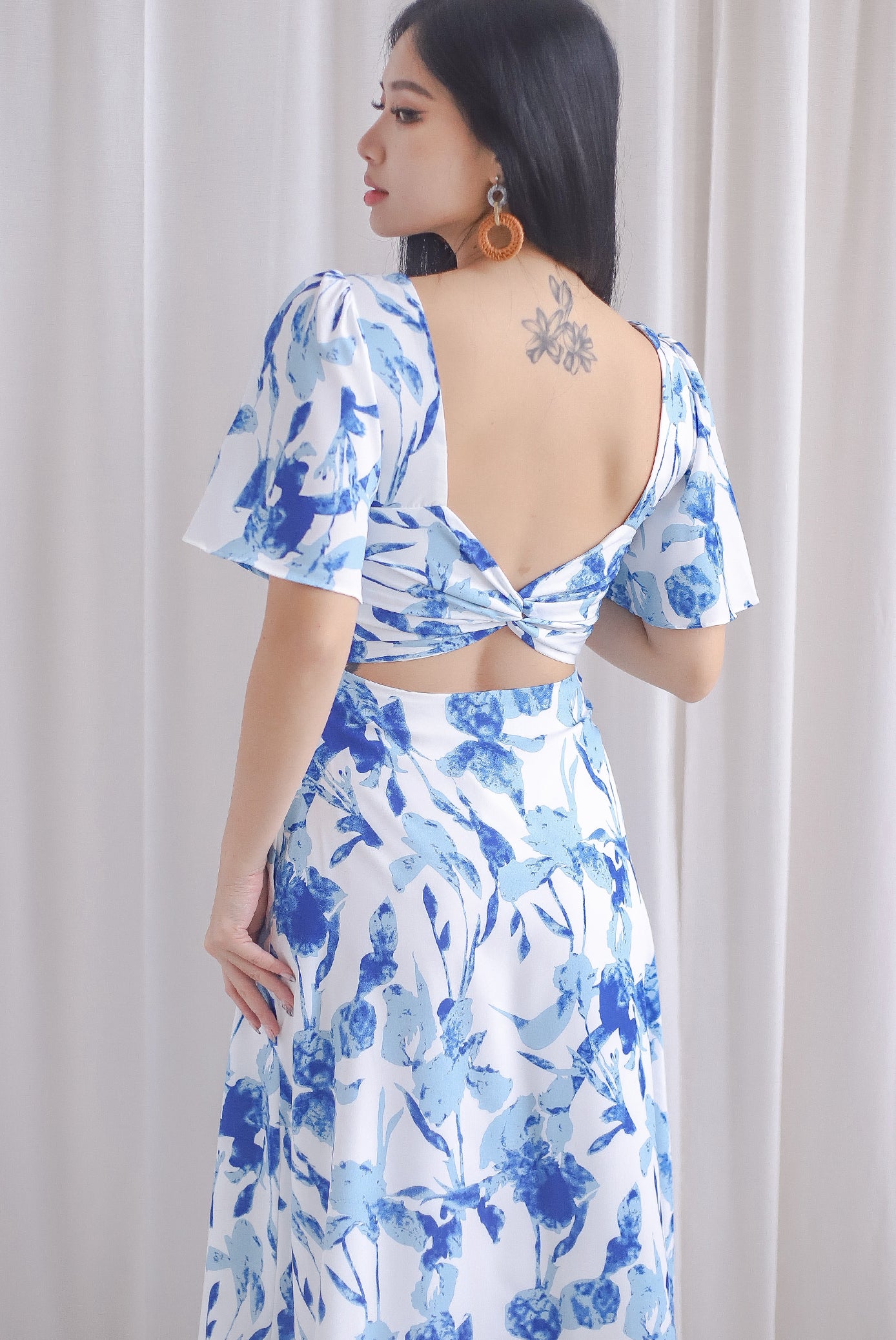 midi dress design Versona