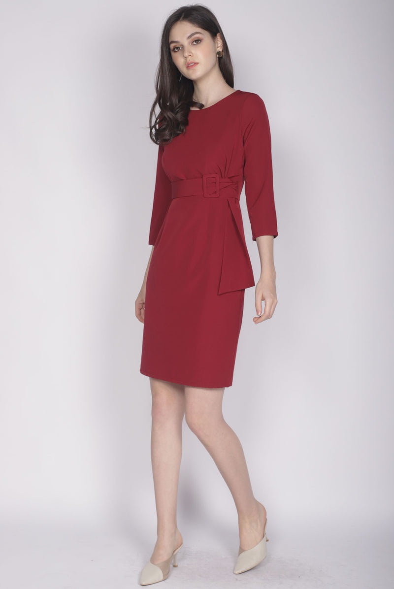 Jinger Belted Sleeve Dress In Wine Red