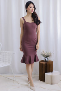 Lamis Strap Mermaid Dress In Mauve