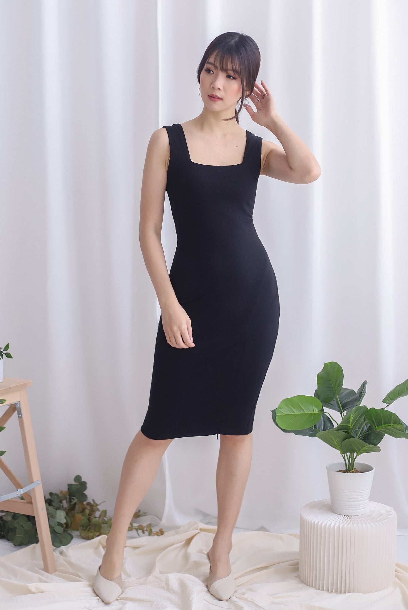 *Restocked* Lilura Zip Slit Dress In Black