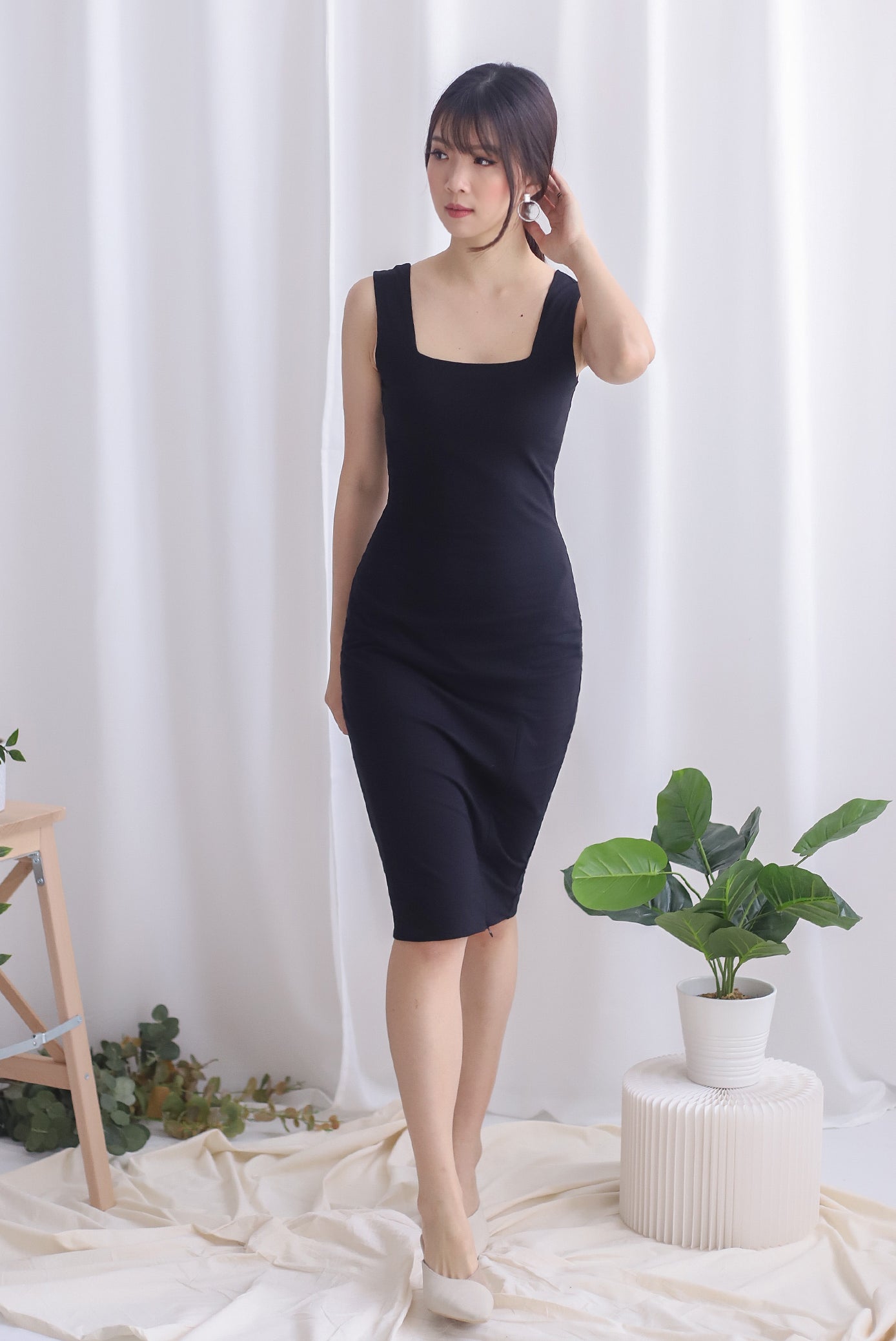 *Restocked* Lilura Zip Slit Dress In Black