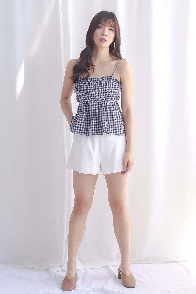 Margot Gingham Spag Babydoll Top In Black