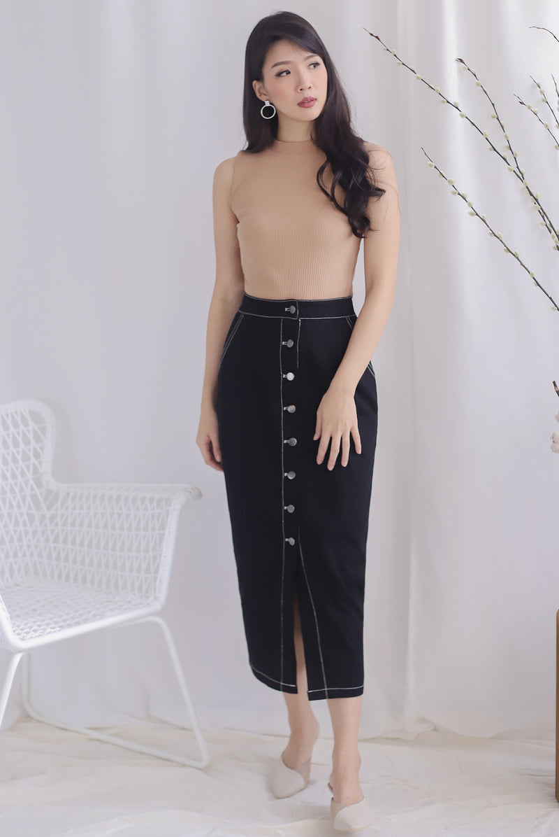 Meygan Denim Buttons Pencil Skirt In Black