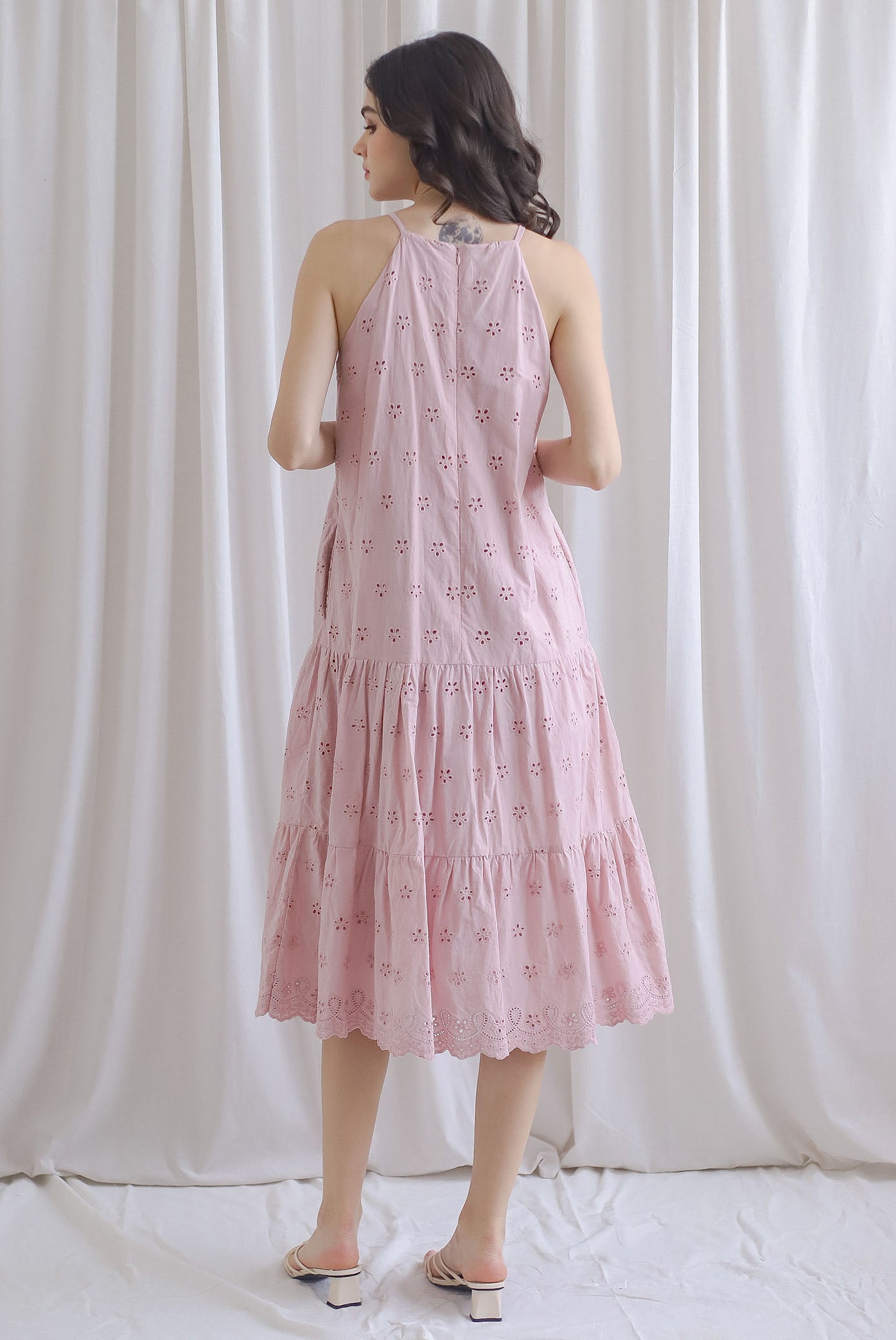Nicolien Eyelet Tier Cut In Midi Dress In Blush