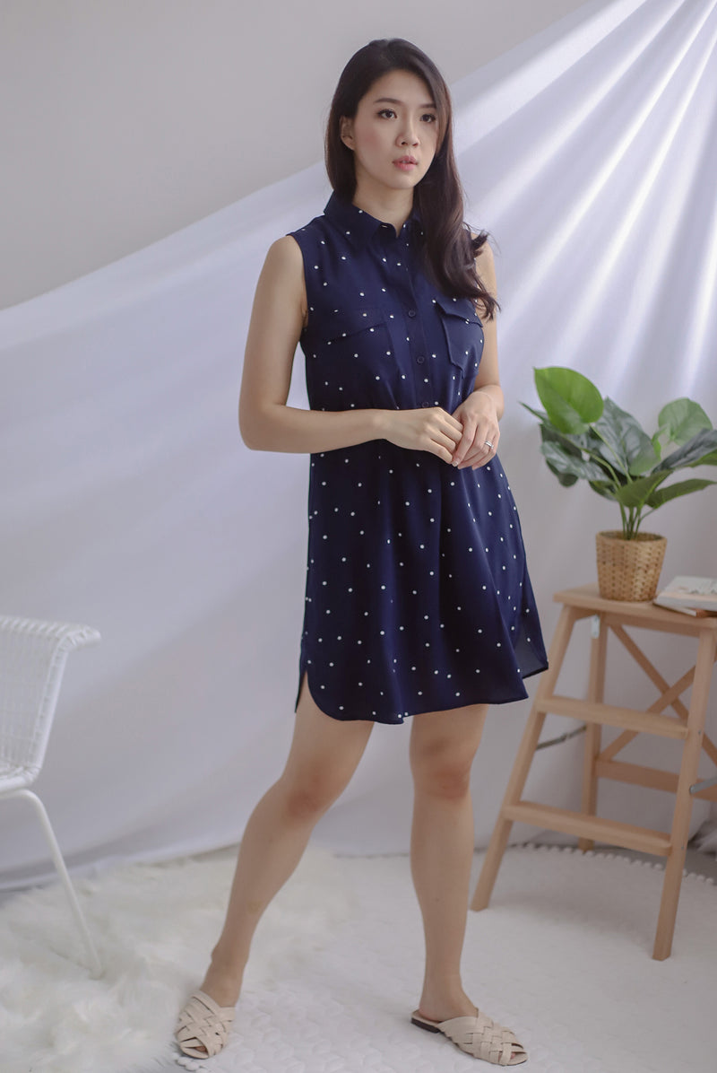 Peeri Utility Sleeveless Dress In Navy Dots