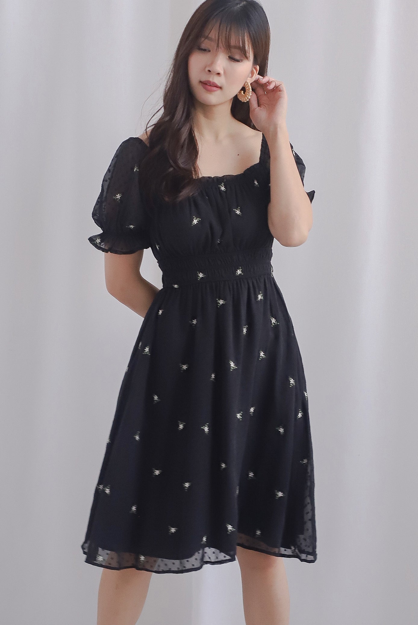 *Restocked* Reese Embro Swiss Dot Puffy Sleeve Dress In Black