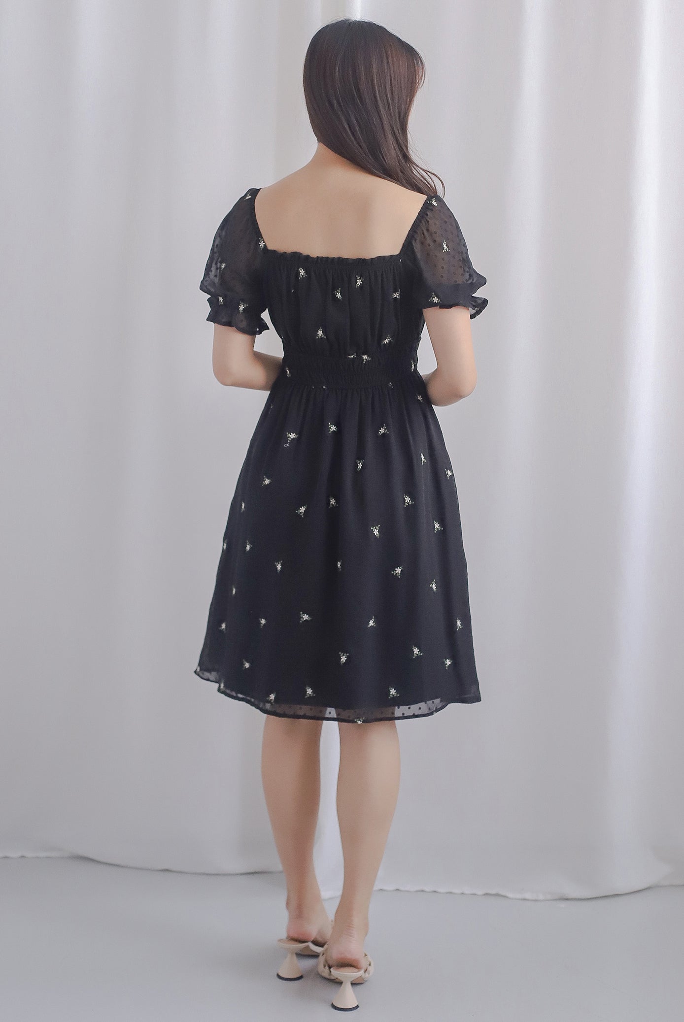 *Restocked* Reese Embro Swiss Dot Puffy Sleeve Dress In Black