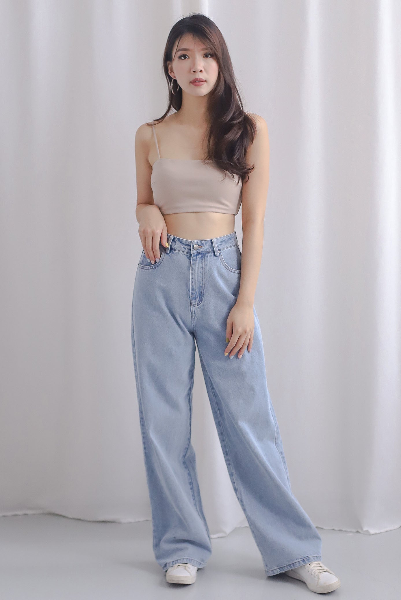 Rochelle Straight Cut Denim Jeans In Light Wash