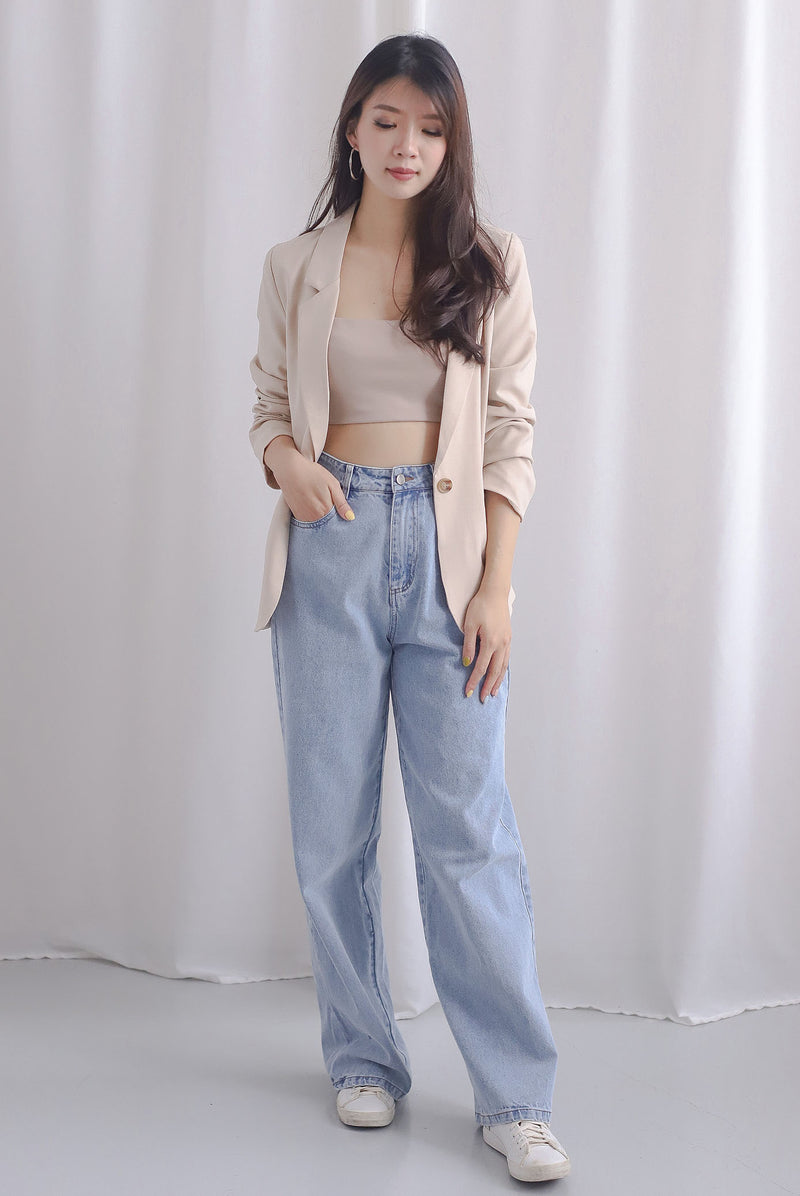 Rochelle Straight Cut Denim Jeans In Light Wash