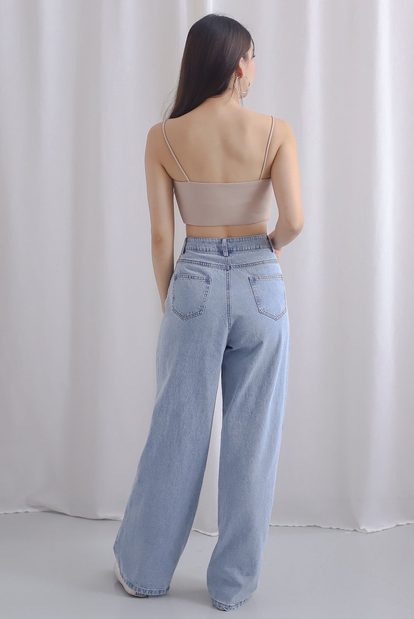 Rochelle Straight Cut Denim Jeans In Light Wash