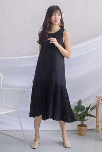 Rosabella Pleated Hem Midi Dress In Black