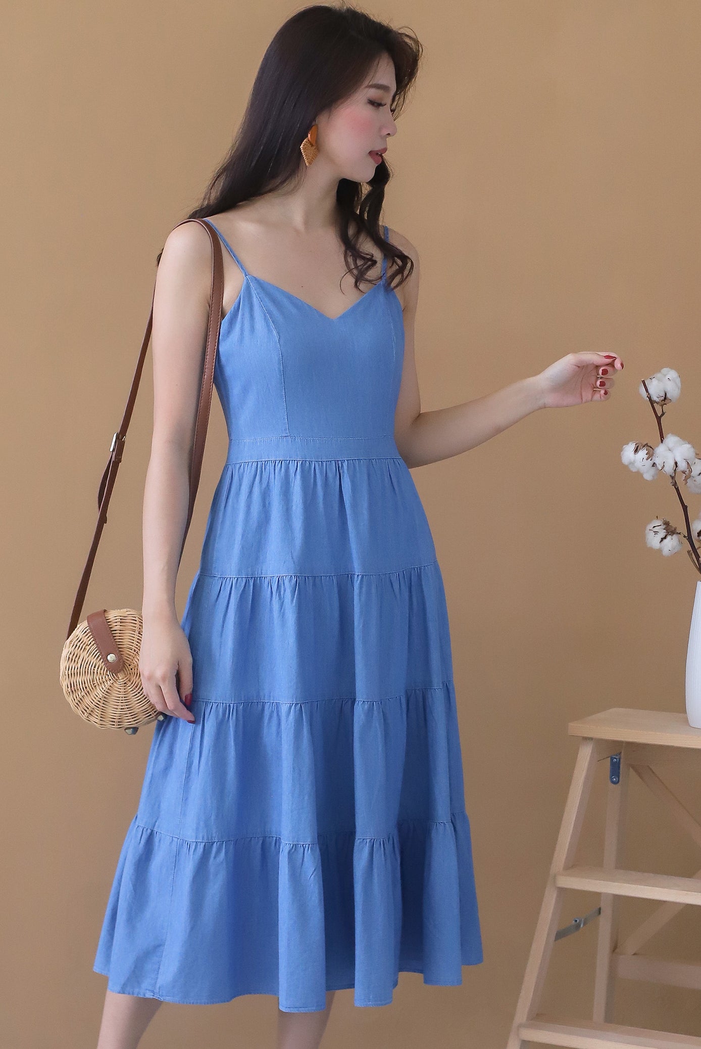 *Premium* Sevilla Sprag Tiered Denim Dress In Light Wash