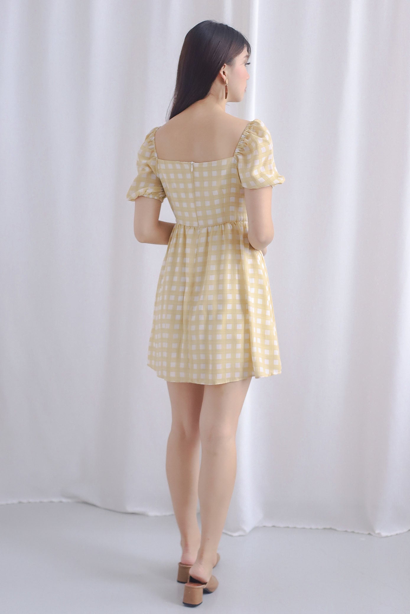 Sofia Plaid Puffy Sleeve Dress Romper In Yellow – The Design Closets