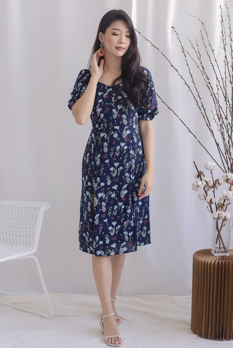 TDC Noelle Zip Slit Midi Dress In Navy Floral