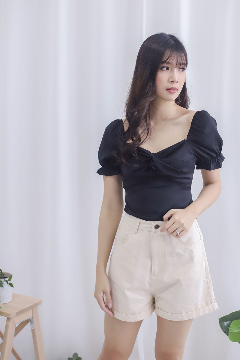 TDC Pilar Twist Sweetheart Top In Black