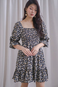 TDC Yumi Tiered Puffy Sleeve Dress In Black