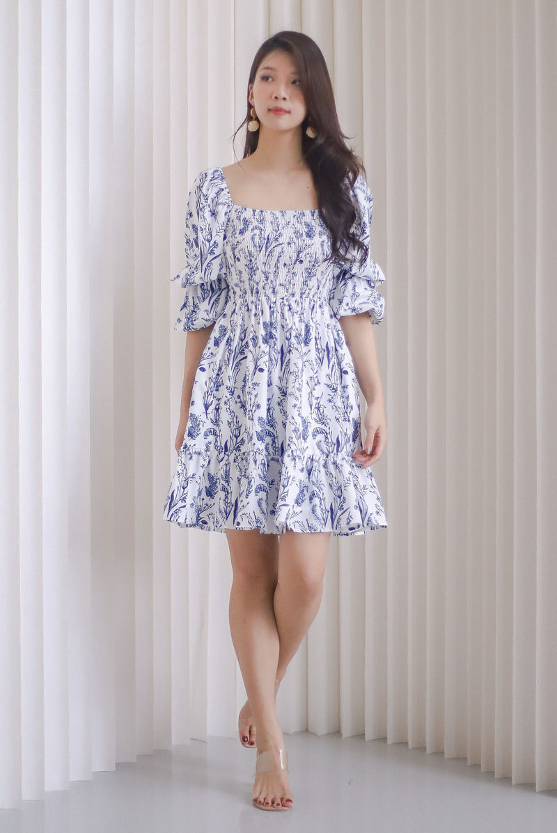 TDC Yumi Tiered Puffy Sleeve Dress In Porcelain