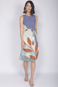 *Exclusive Print* TDC Christella Leafy Abstract Slit Dress In Earth
