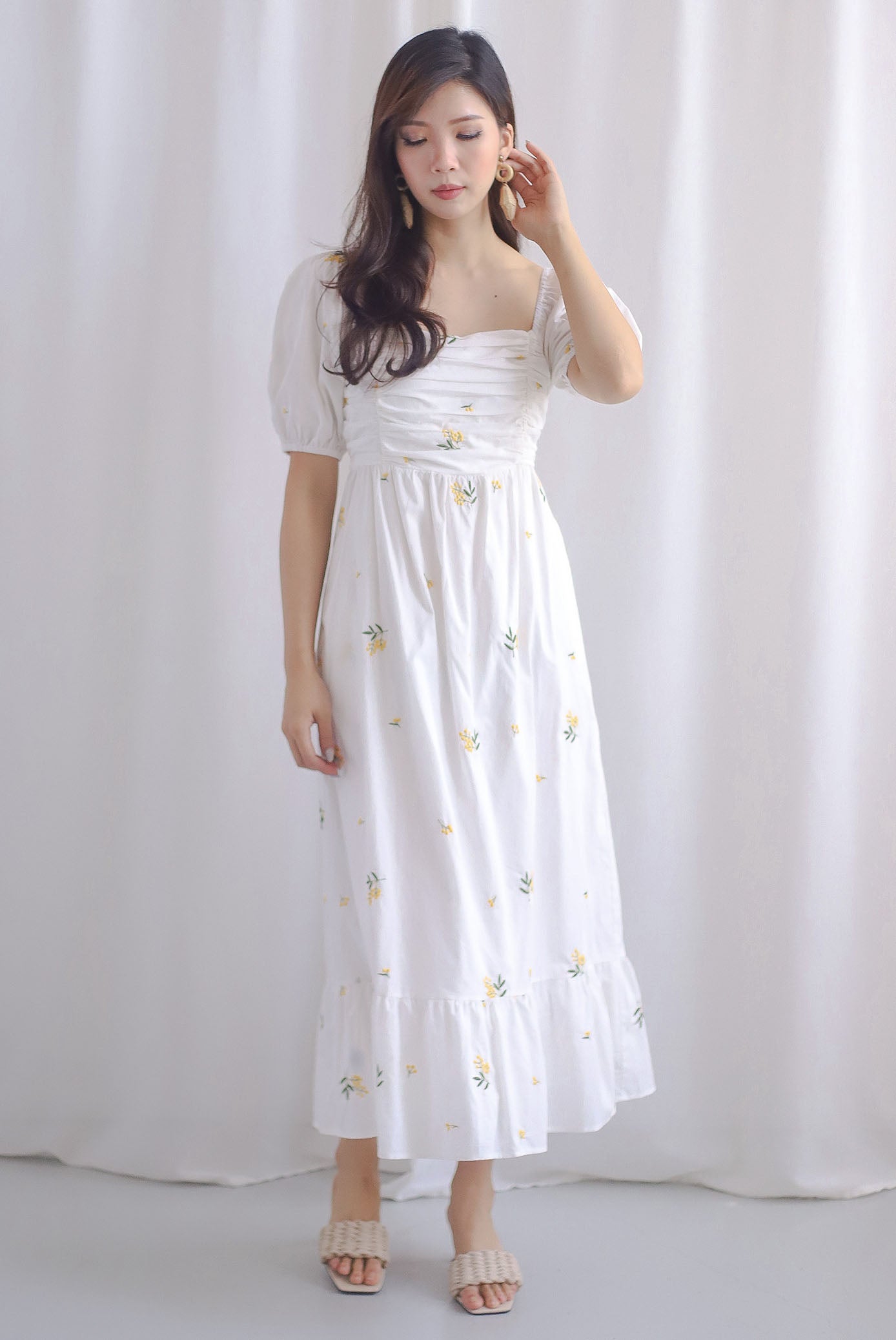 Wildseed Empire Ruched Front Embroidery Dress In White