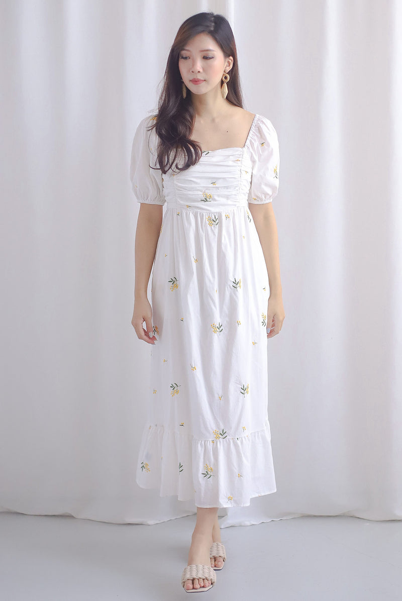 Wildseed Empire Ruched Front Embroidery Dress In White