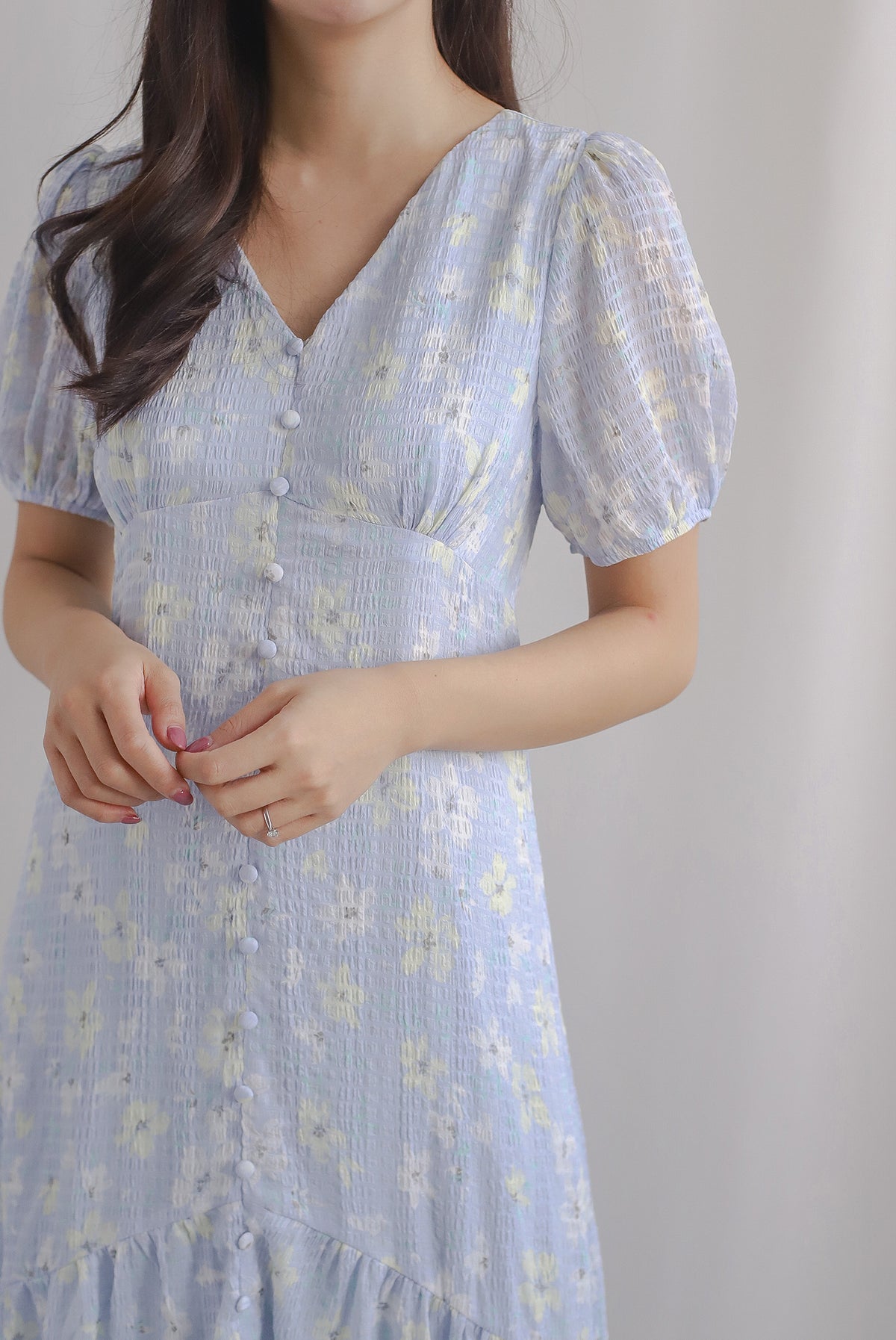 Wioleta Floral Puffy Sleeve Buttons Midi Dress In Blue