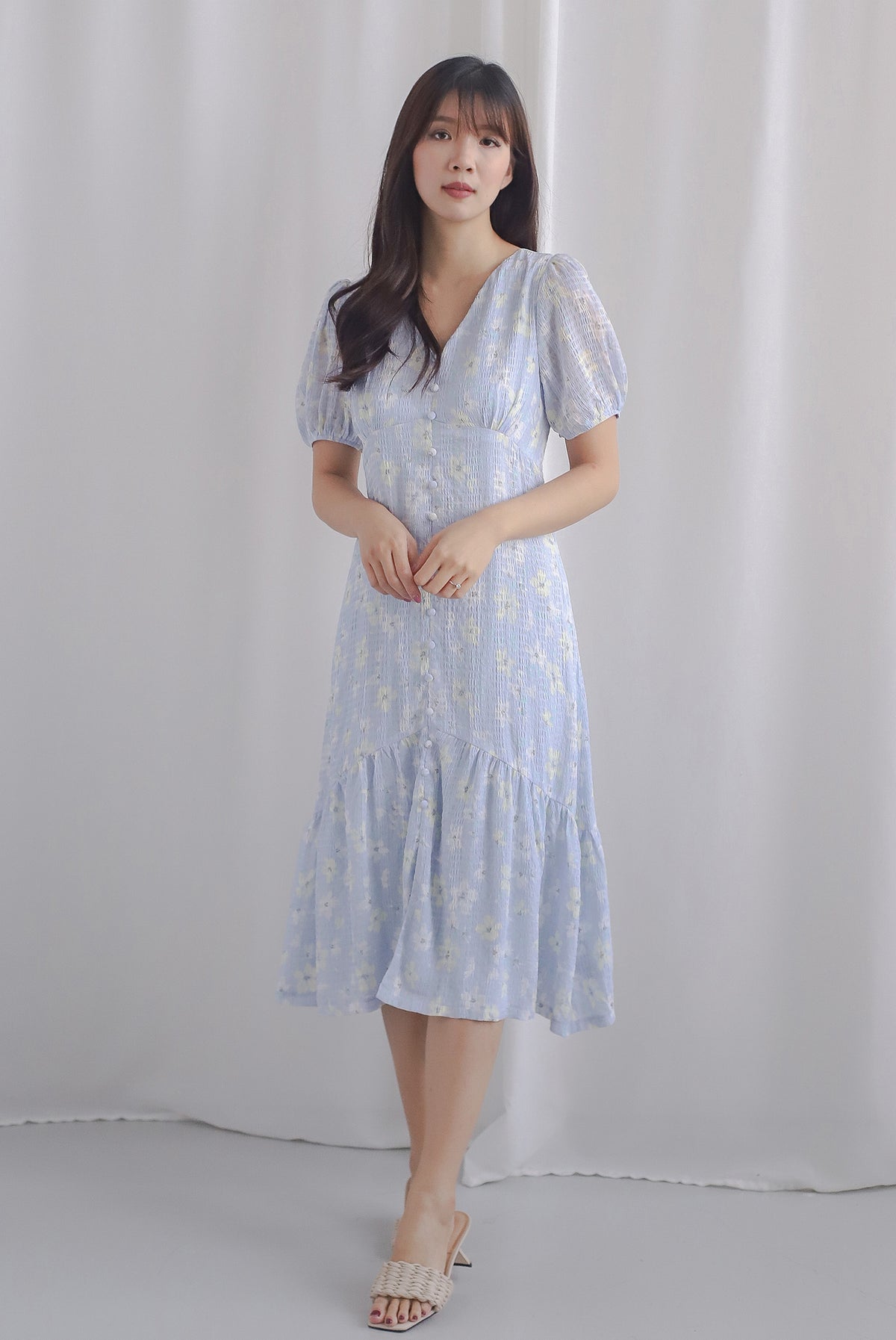 Wioleta Floral Puffy Sleeve Buttons Midi Dress In Blue
