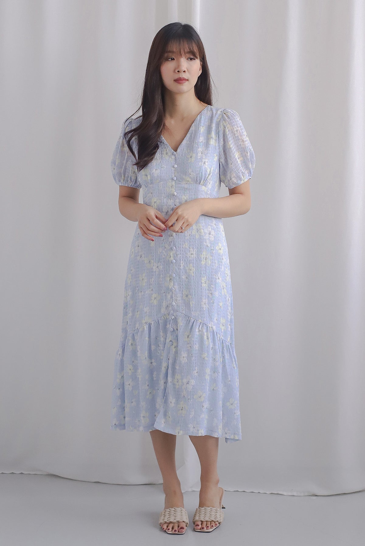 Wioleta Floral Puffy Sleeve Buttons Midi Dress In Blue
