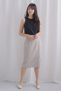 Zaya Pleat Neckline Top In Black